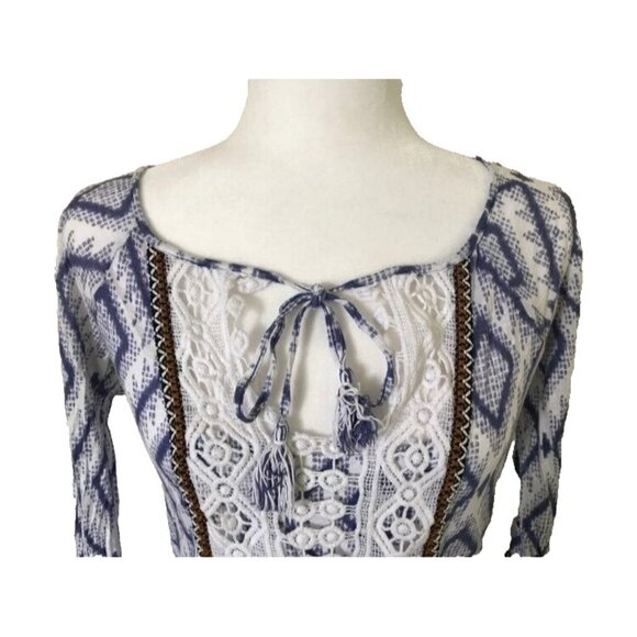ANTHRO Vanessa & Virginia Boho Top Size Small Blue White Crochet Tassle Tie - Picture 2 of 7